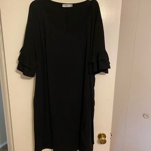 Black dress with pockets